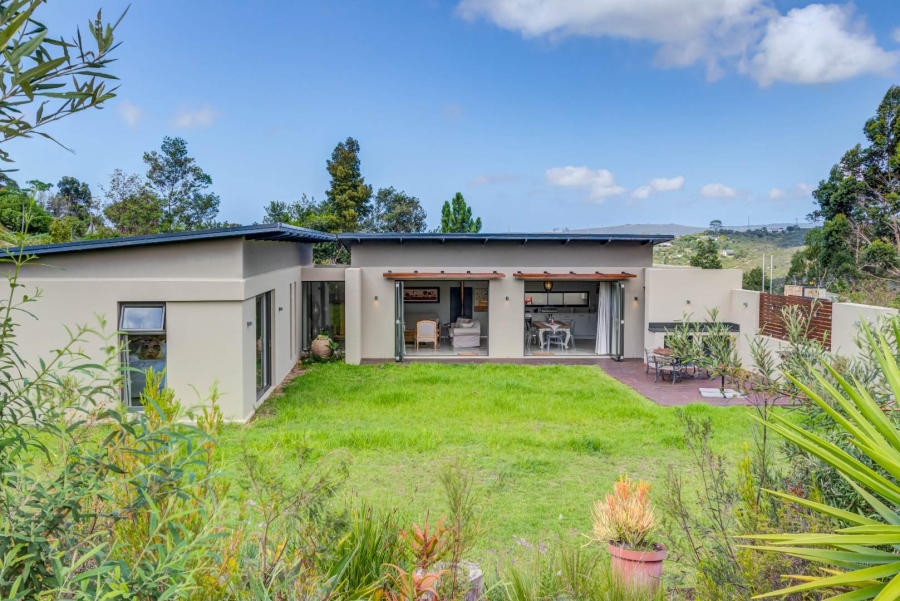 3 Bedroom Property for Sale in Simola Western Cape